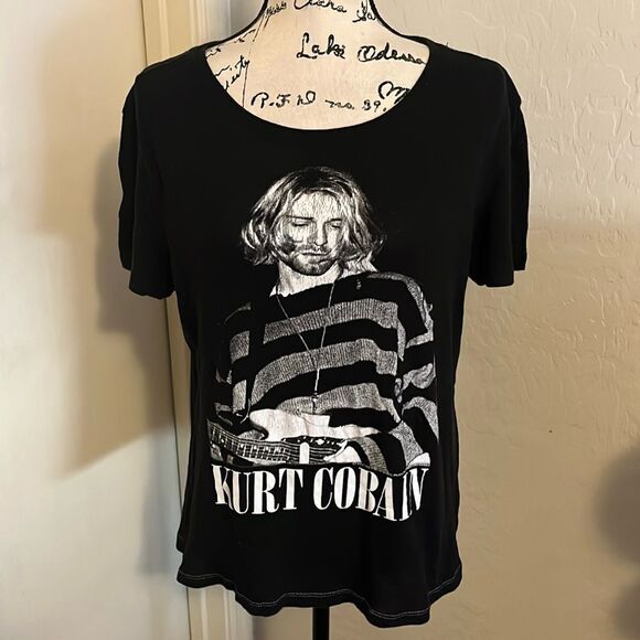 Kurt Cobain Nirvana Black Graphic Shirt - Picture 1 of 7